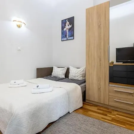 Urban Chic - Center - One Bedroom Apartment&wsp59 * Warsaw